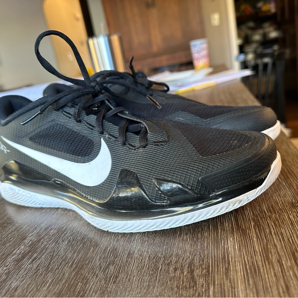 Mens Nike Air Zoom Vapor Pro Tennis Shoes - Barely Worn